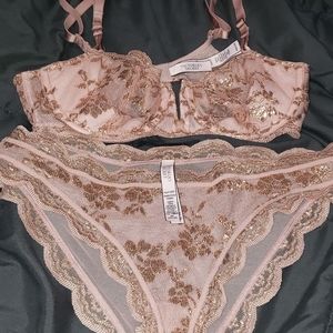 VS 34C WITH MATCHING M CHEEKINI